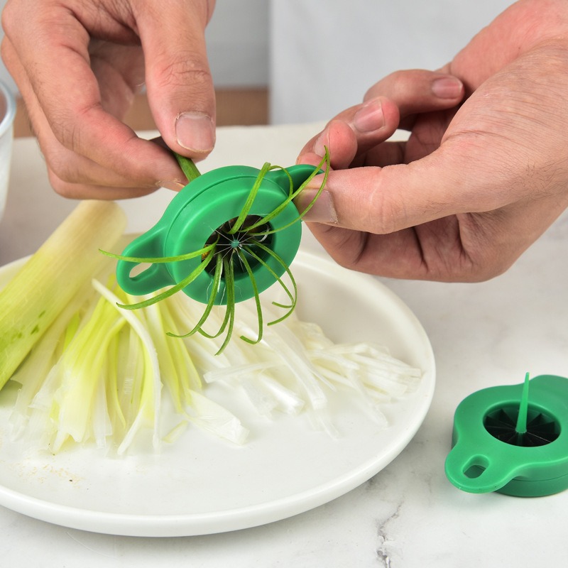 Frühlingszwiebel-Schneider aus – Kitchen Gadgets Wirecutter Bewertung und Preis